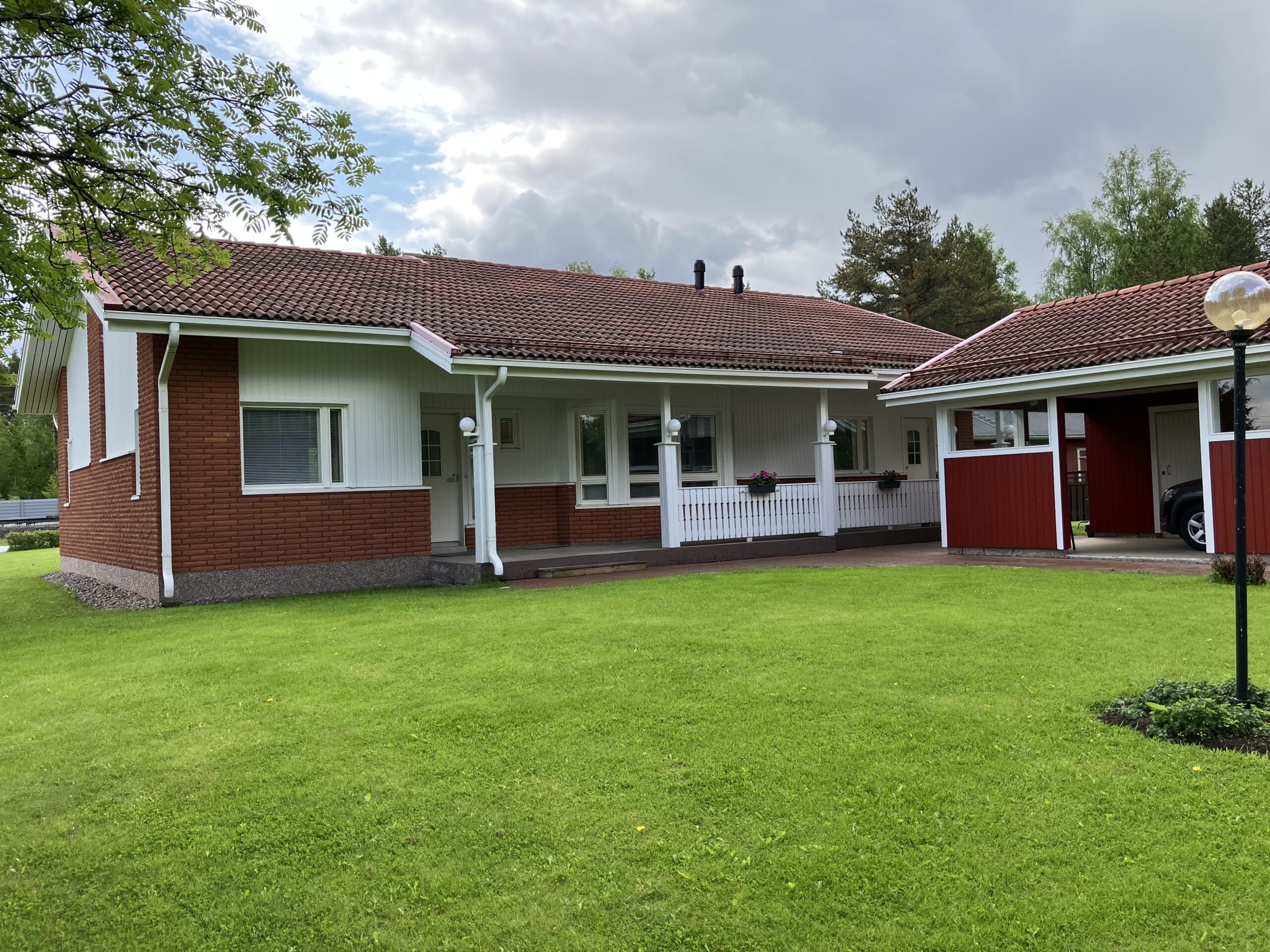 Ulkomaalaus Ylivieska, Ulkomaalaus Oulu